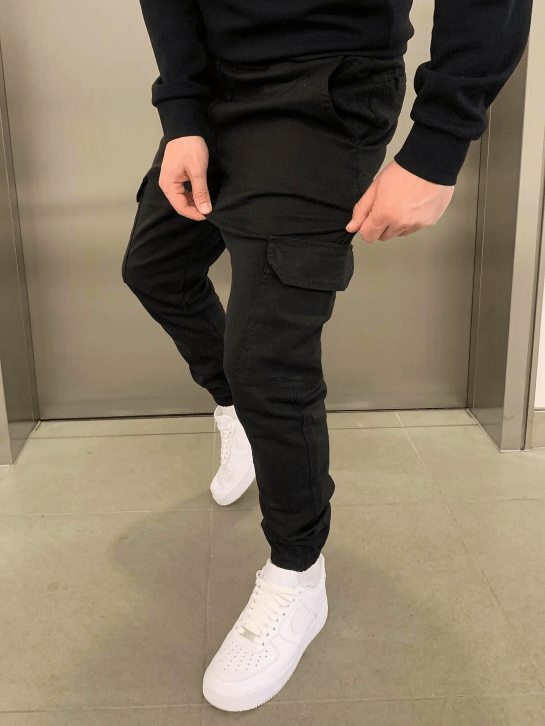Relaxed Cargo Jogger Fit