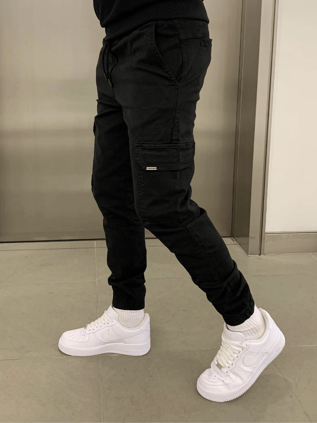Relaxed Cargo Jogger Fit
