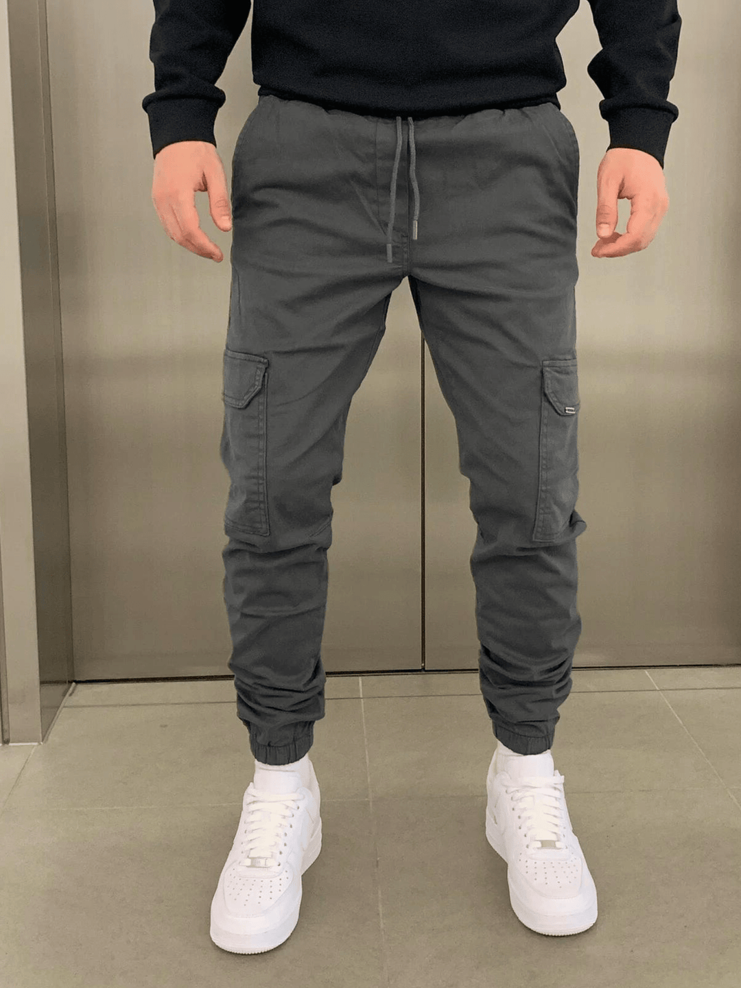 Relaxed Cargo Jogger Fit